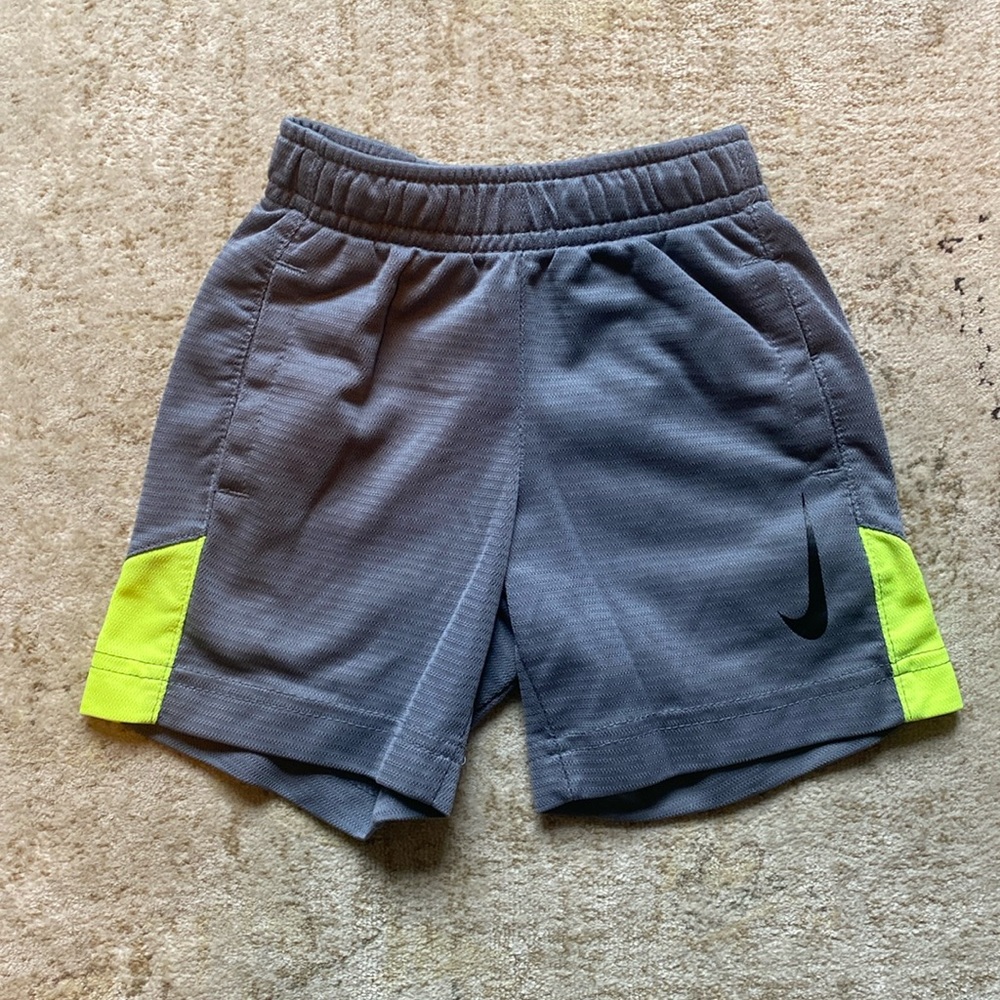 Nike Boys 2T Shorts